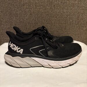 Hoka Shoes One One Ahari 5 Running Shoes Men's Size 11B Black White Sneakers